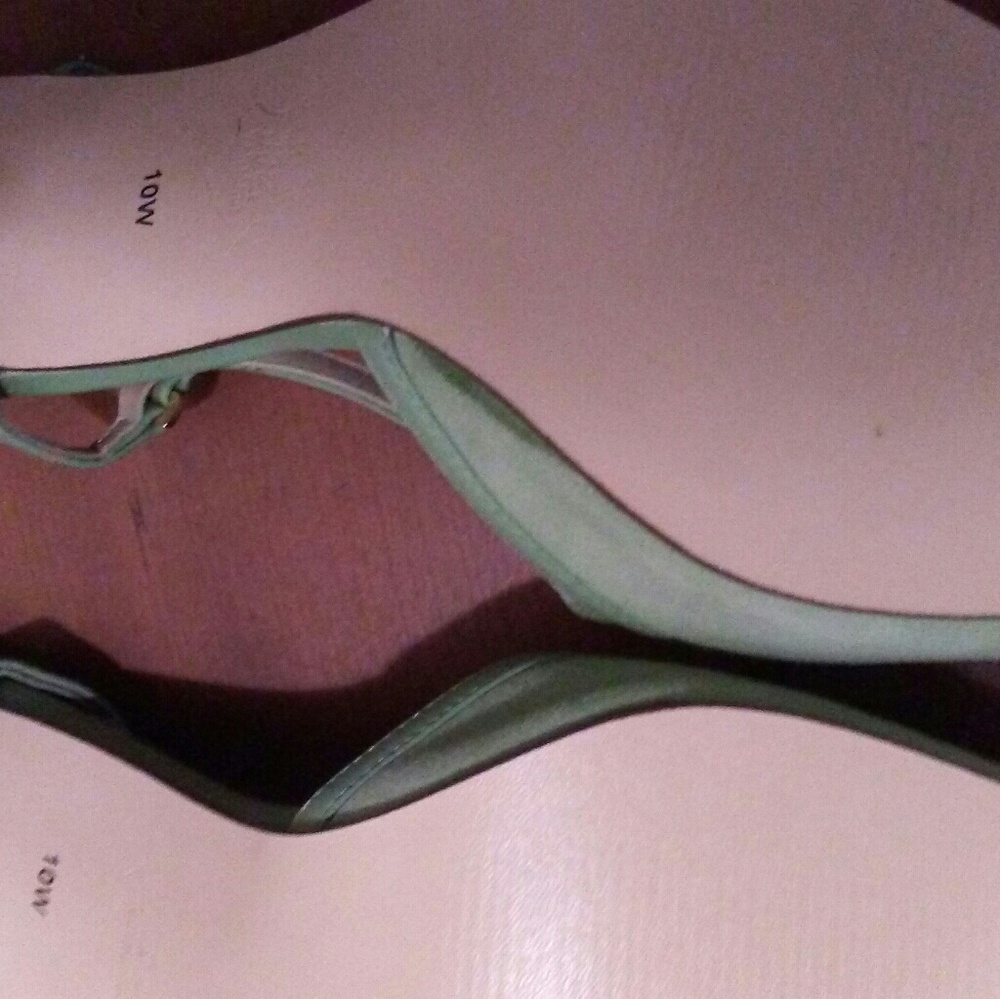 🍒Shoes - Picture 3 of 5